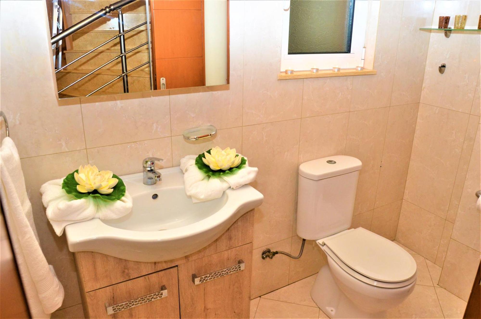 Mediterranean Luxury Villa 이알리소스 외부 사진