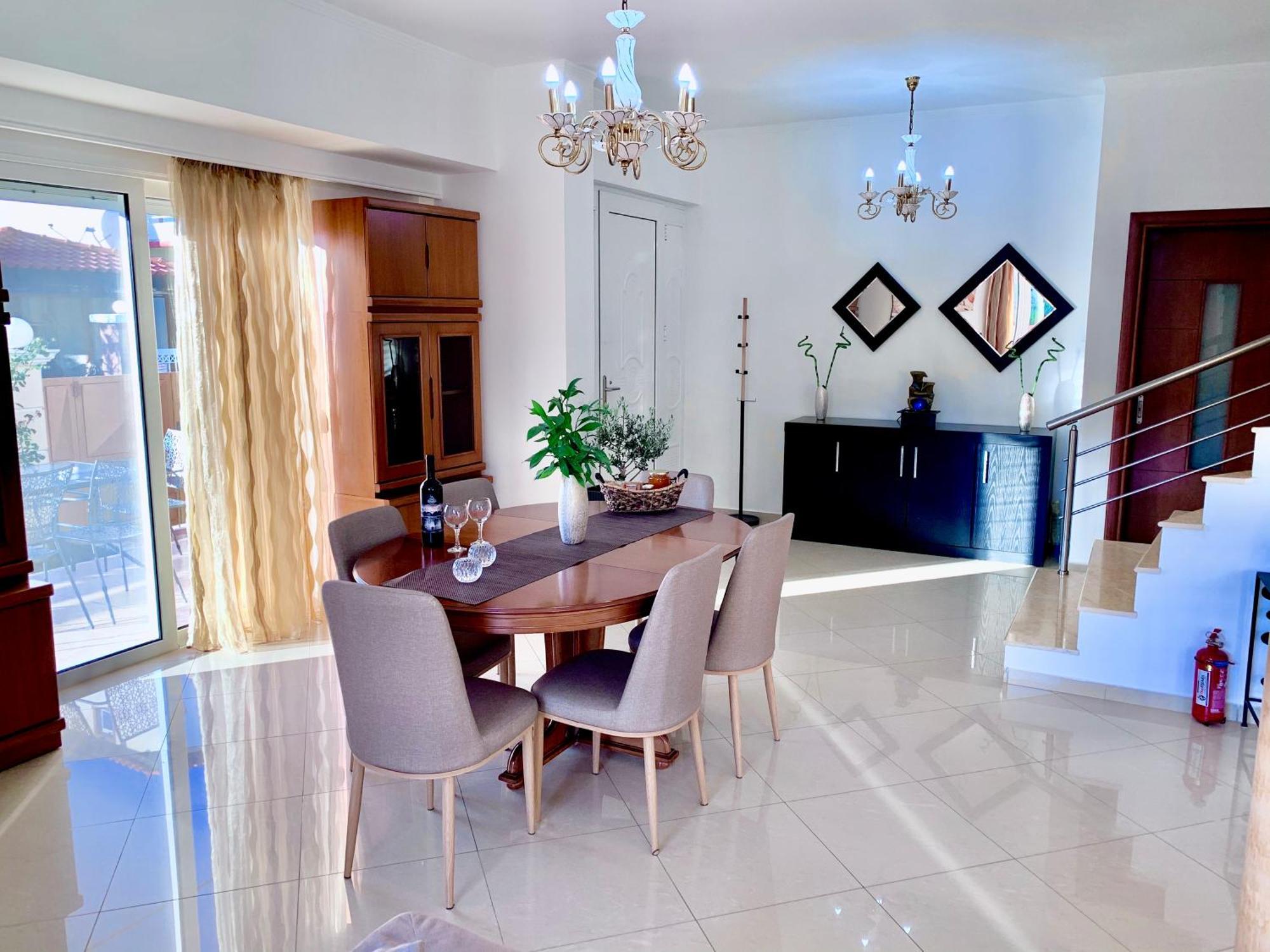 Mediterranean Luxury Villa 이알리소스 외부 사진