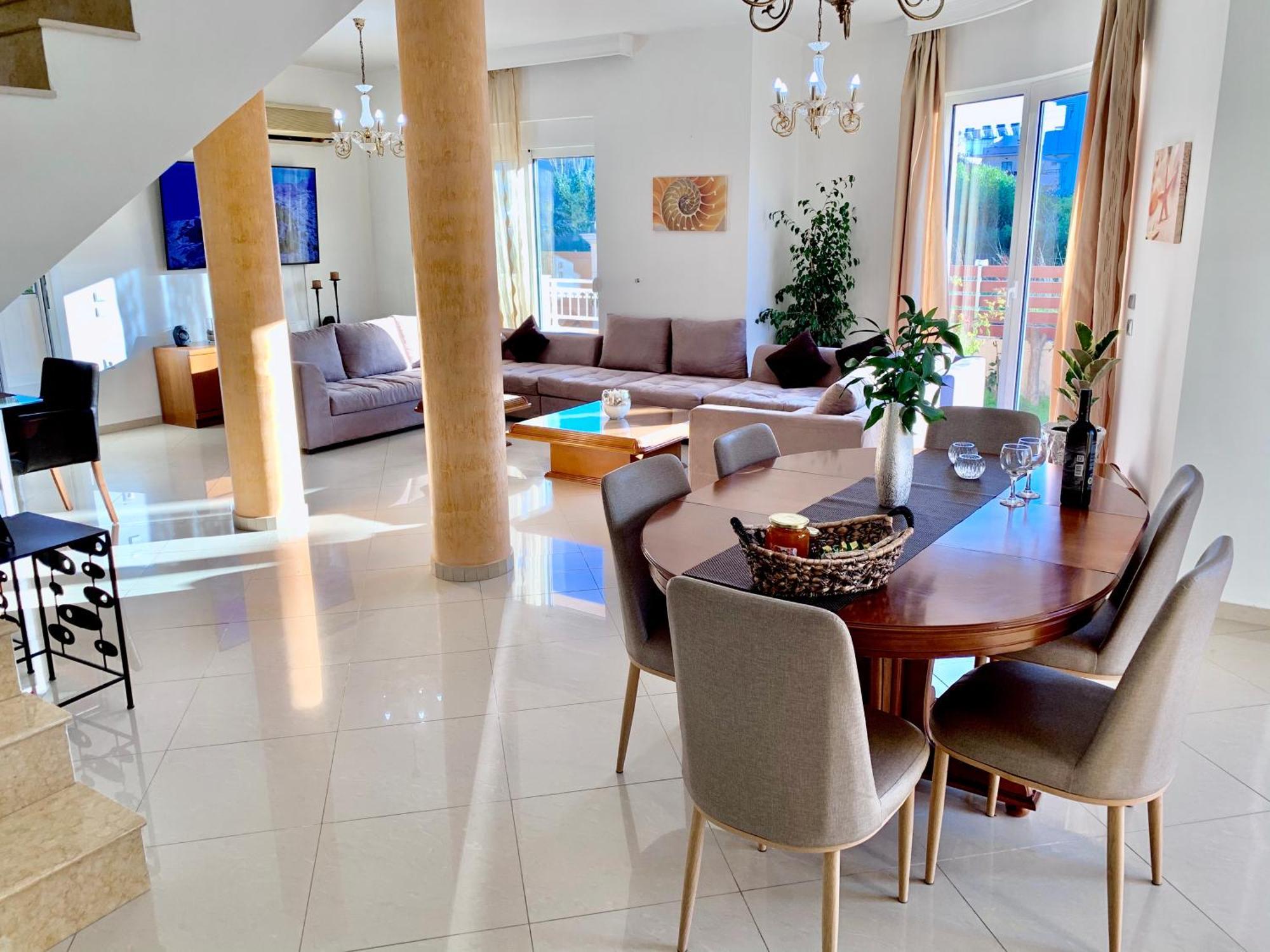 Mediterranean Luxury Villa 이알리소스 외부 사진
