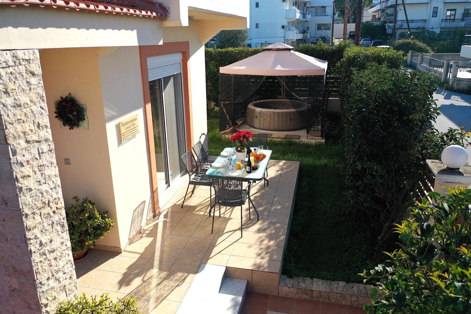 Mediterranean Luxury Villa 이알리소스 외부 사진