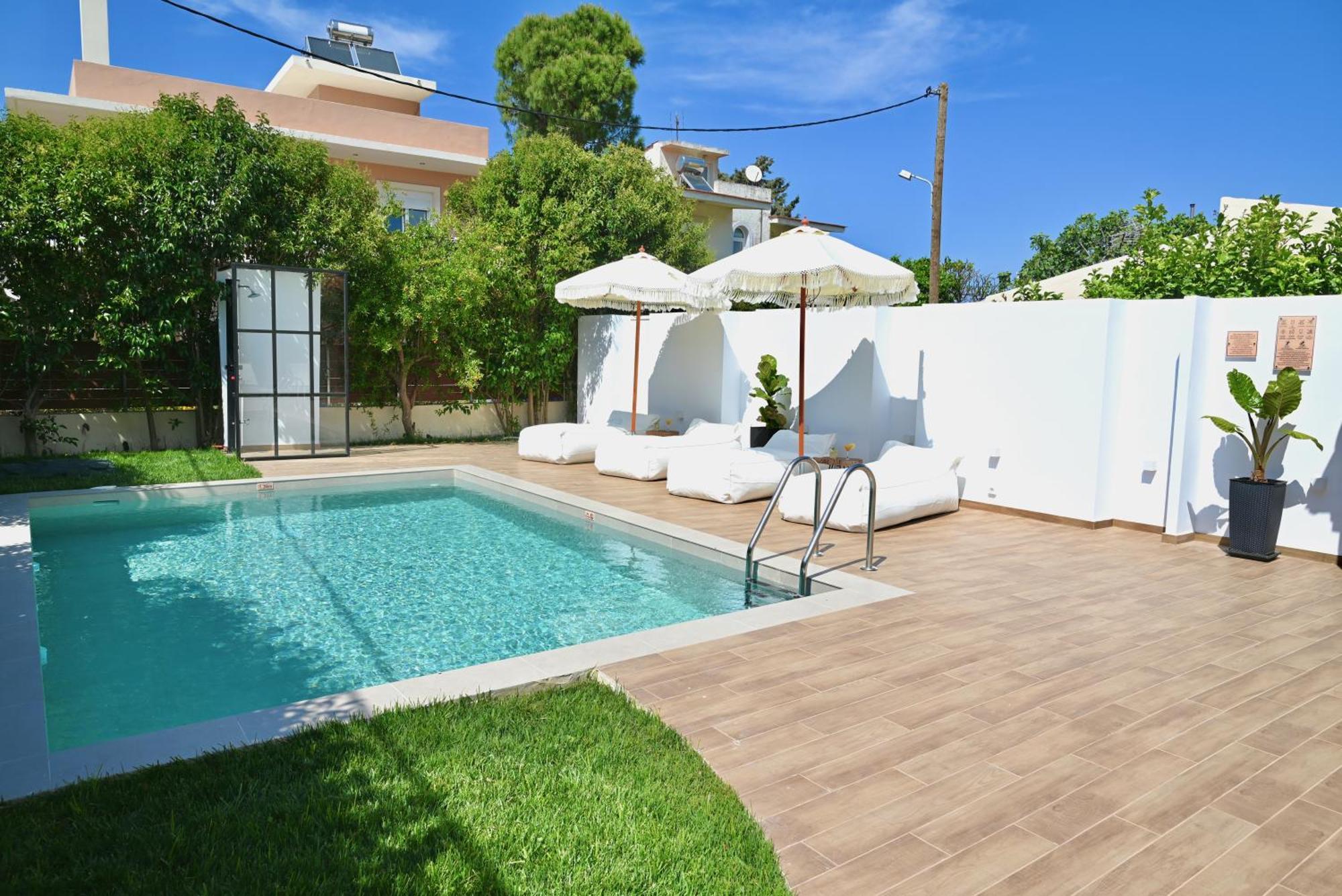 Mediterranean Luxury Villa 이알리소스 외부 사진